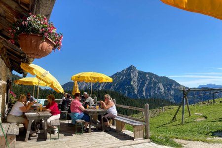 Lunch in een berghut op de Postalm